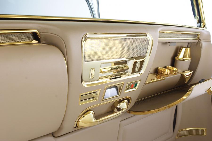  Cadillac Eldorado Brougham Town Car Concept 1956 года  (фото 8 из 24)
